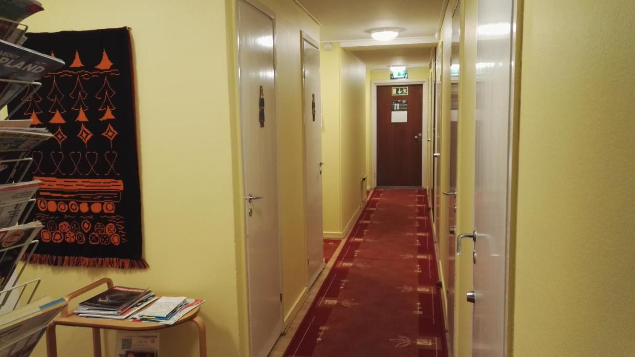 Guesthouse Outa Рованиеми Экстерьер фото